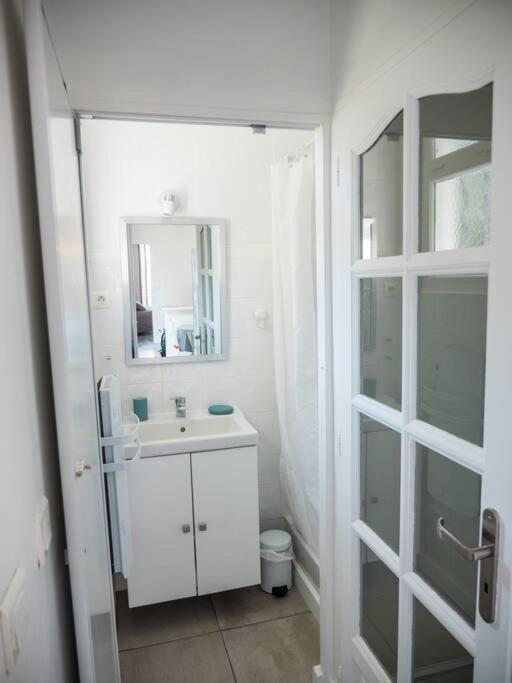 Logement Le Serein Тулон Экстерьер фото