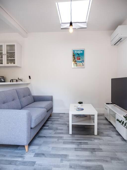 Logement Le Serein Тулон Экстерьер фото