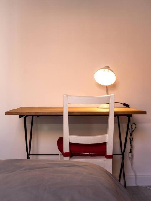 Logement Le Serein Тулон Экстерьер фото