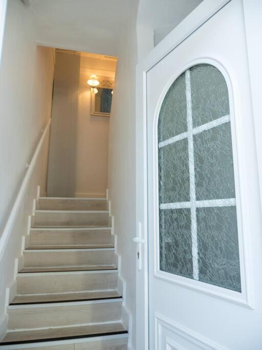 Logement Le Serein Тулон Экстерьер фото